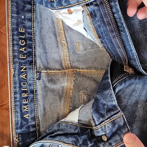 American Eagle distressed slim flex fit jeans. 29×34 - Picture 2 of 4